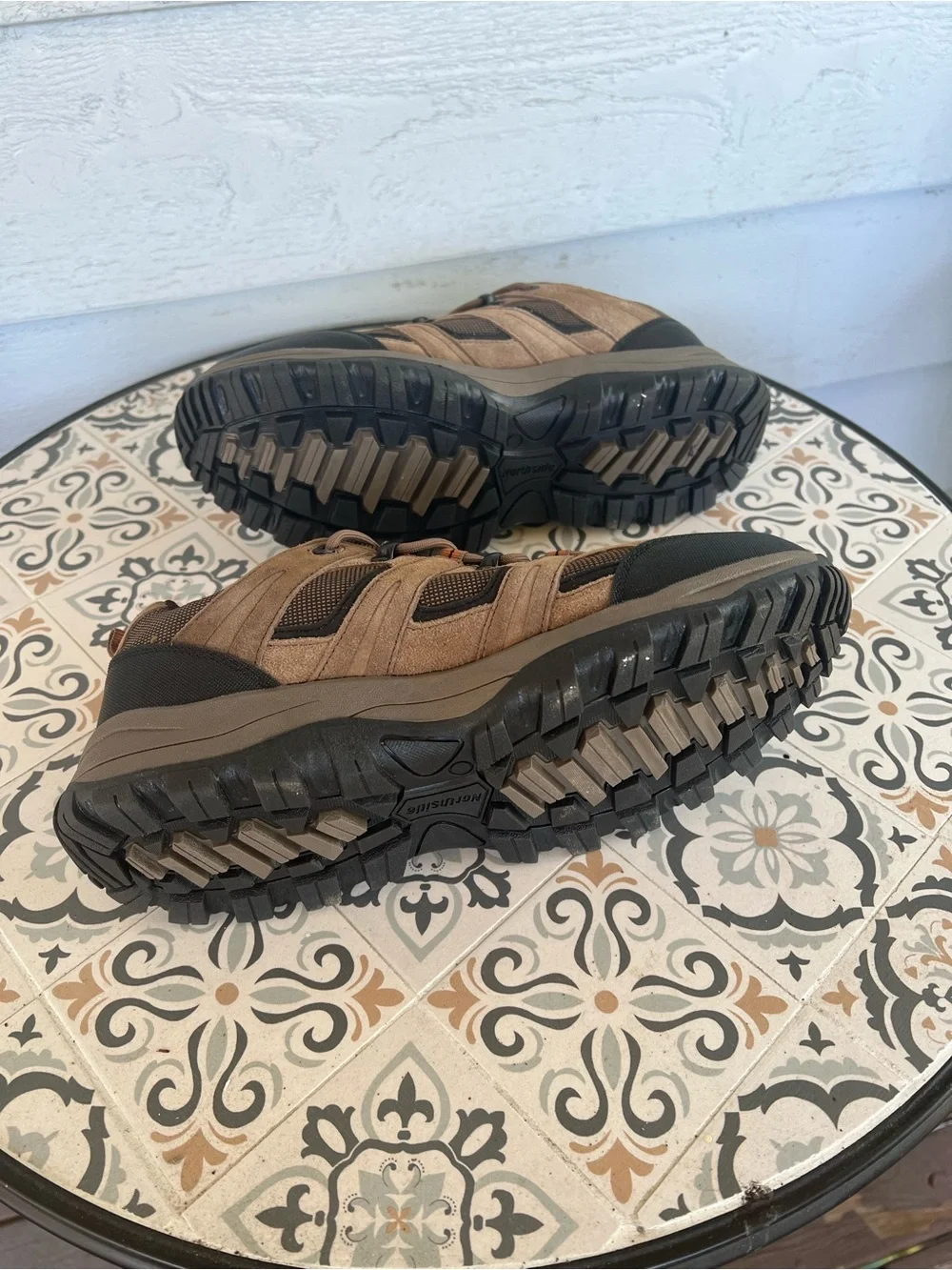 Northside Brown Tan Trail-Ready Hiker Shoes